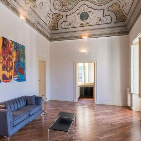 Palazzo Acquaviva - Il Giardino Sospeso Apartment Lecce Bagian luar foto